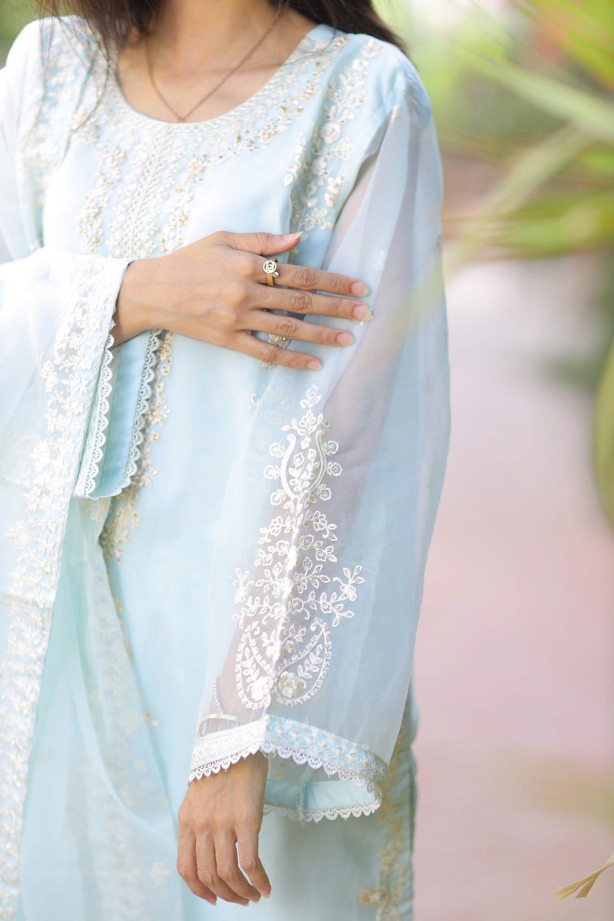 Diamond Blue Embroidered 3-Piece Stitched